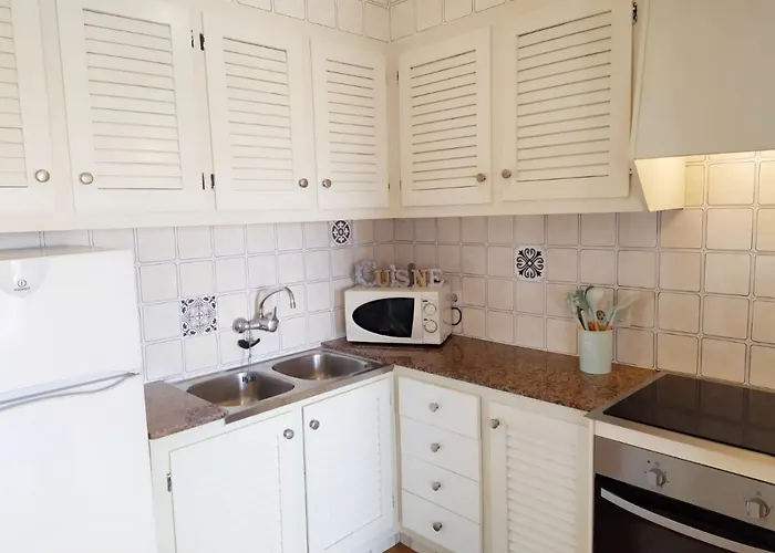 Cheap & Chic Apartamentos En Son Bou De 2 Dormitorios